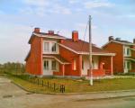 Ленинградское ш, 4 км от МКАД, Куркино. 3-х уровневый кирпичный коттедж с мансардой