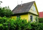 Продаётся участок с домом в Садах.