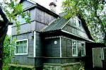 Тайцы, Гатчинский р-н: дом брено/ваг. в 35 км от СПб, веранда, манс. б/отделки, эл. котел, печь, уч 14,7 сот., колодец с насосом, плод деревья, рядом ж/д, карьер, инфр., 2522 тыс.р. Фото 504_ 4906