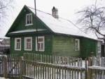 128 км, бревенчатый дом 1963 года, водопровод, 300 м от р.Валгомка, выход в Ладожское озеро.