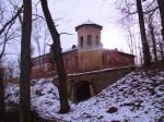 Продается старинная усадьба в Лужском районе на берегу озера Врево.