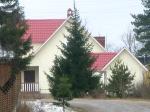 Дом и баня в пригородной зоне на видовом участке